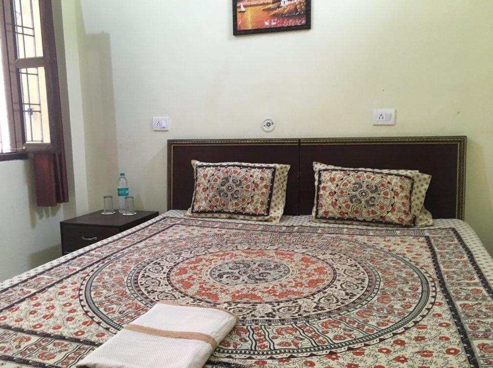 Rishikesh Adiyogi Hotel Bagian luar foto
